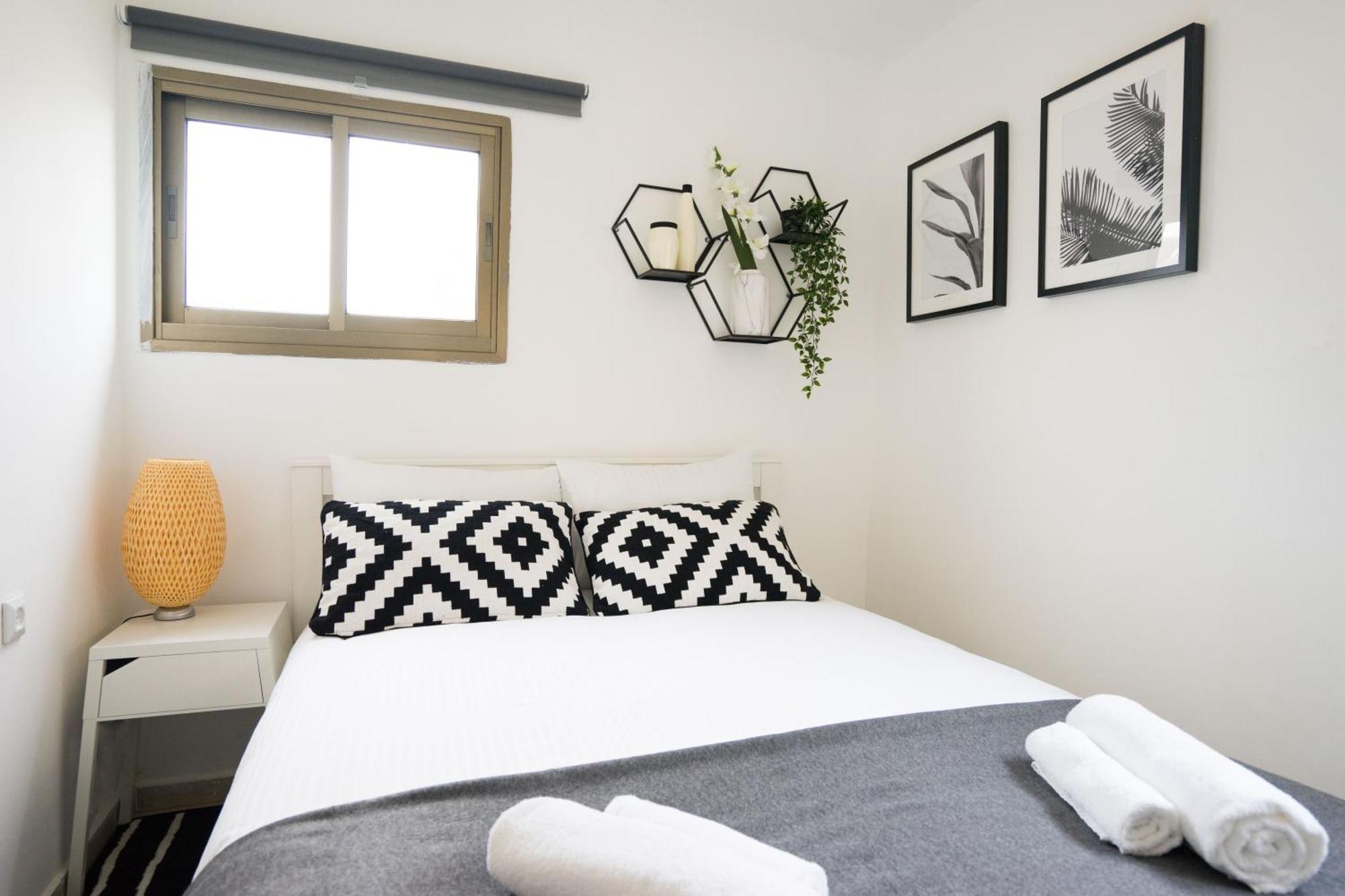 Yarkon - By Beach Apartments Tlv Τελ Αβίβ Δωμάτιο φωτογραφία